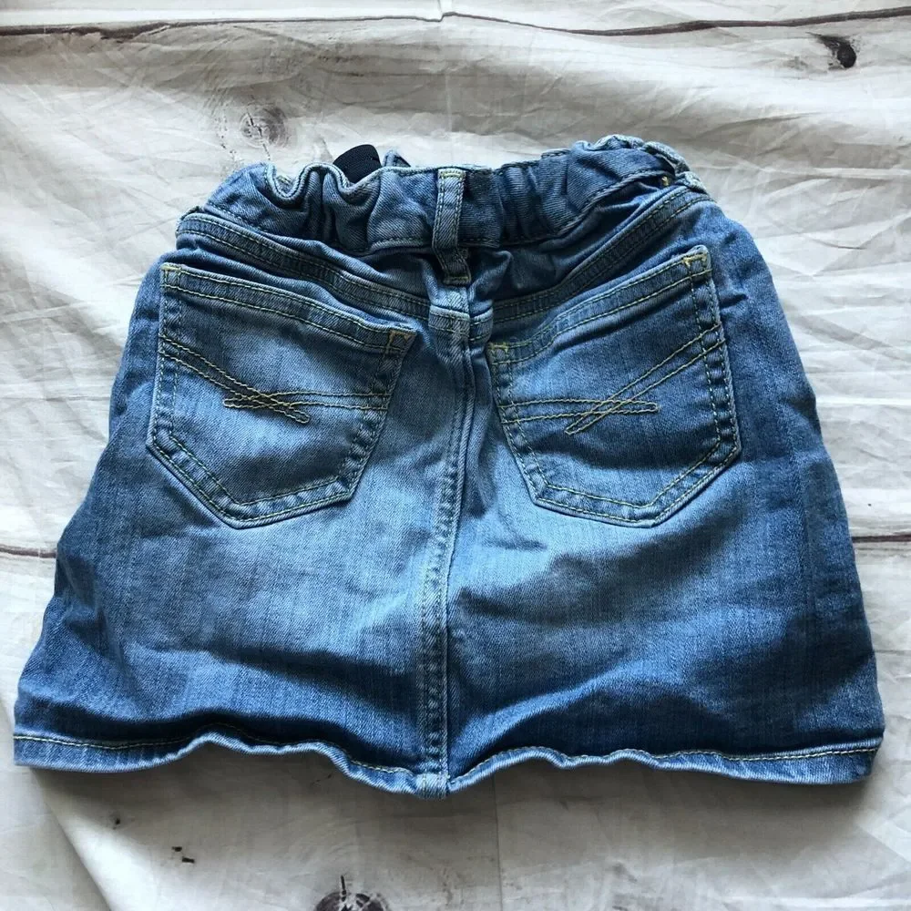 Gap Girls Denim Mini Jean Skirt Adjustable Waist Pockets Medium Wash Blue Size 6
